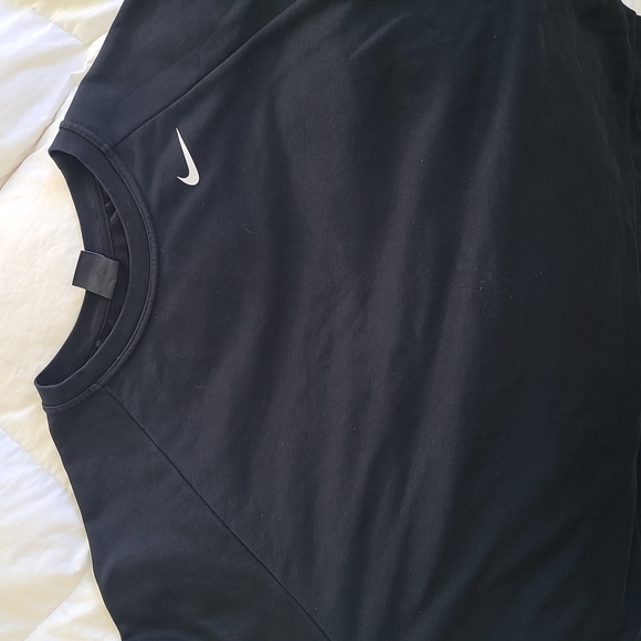 Nike sweatshirt - Picture 2 of 6